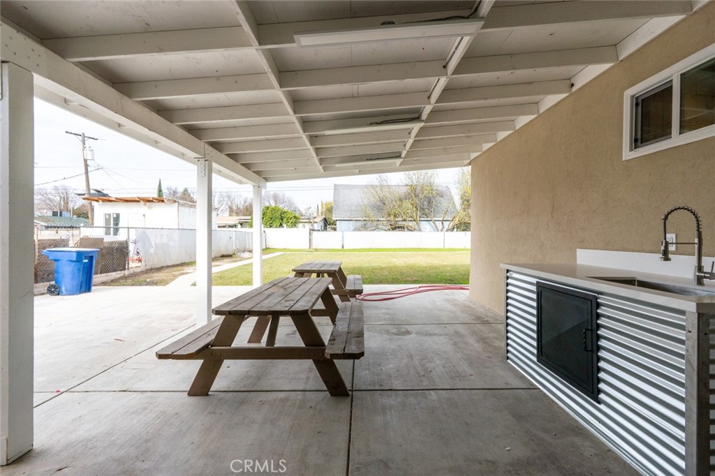 1821 W 8th St, Merced, CA 95341