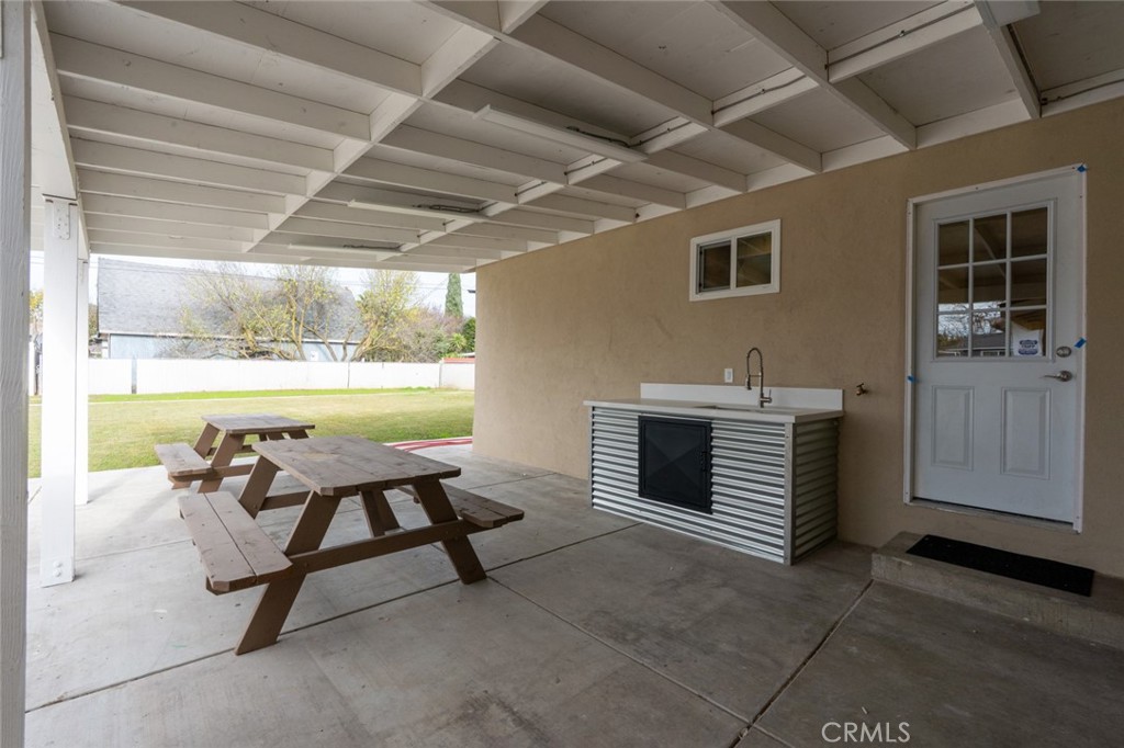 1821 W 8th St, Merced, CA 95341