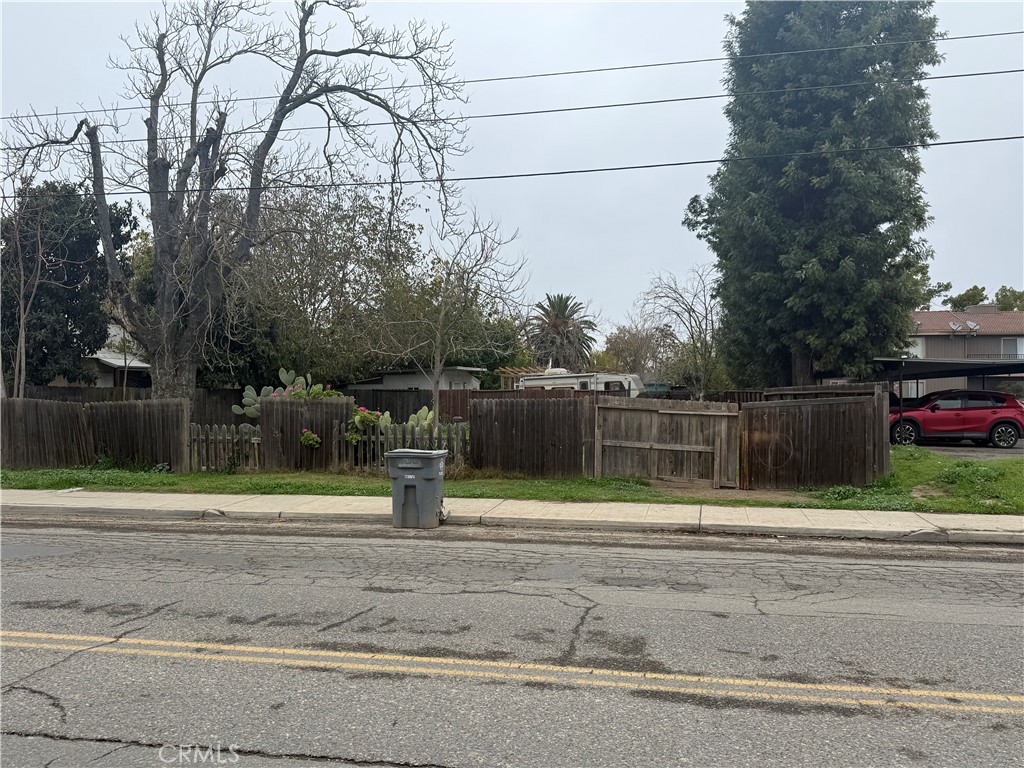 140 Washington, Chowchilla, CA 93610