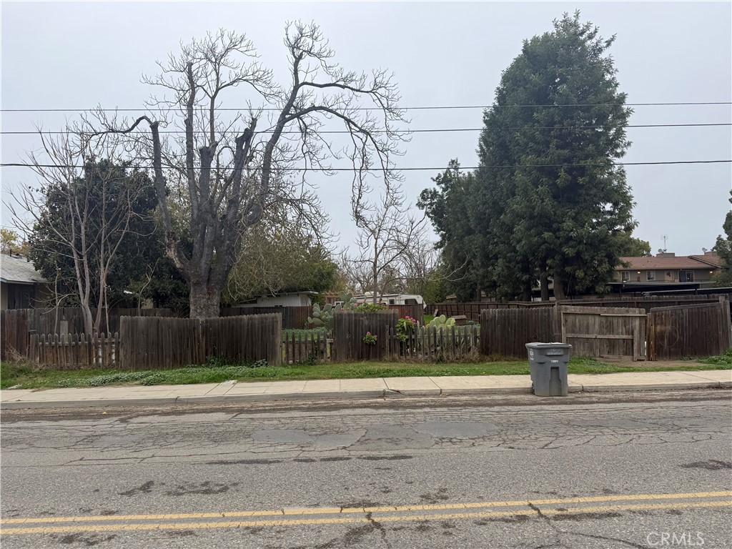 140 Washington, Chowchilla, CA 93610