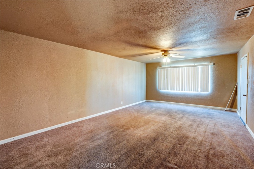 1402 S Nevada Ave, Los Banos, CA 93635