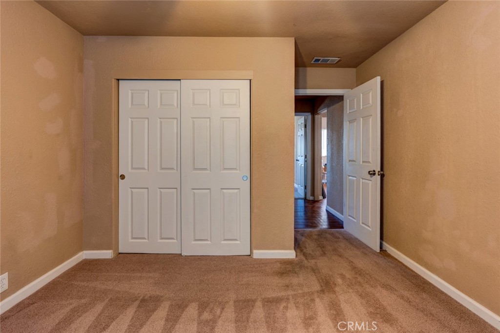 1402 S Nevada Ave, Los Banos, CA 93635