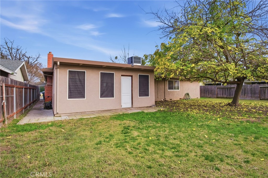 3161 Kingsland, Merced, CA 95340