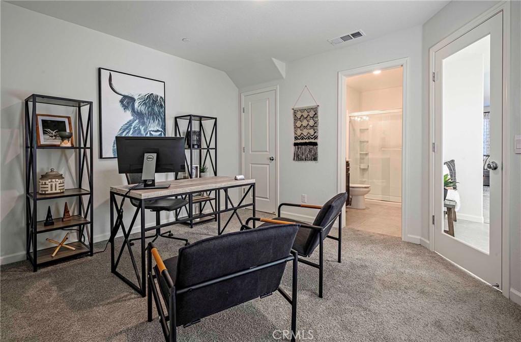 136 BLUEBERRY Ln #27 SH, Merced, CA 95341