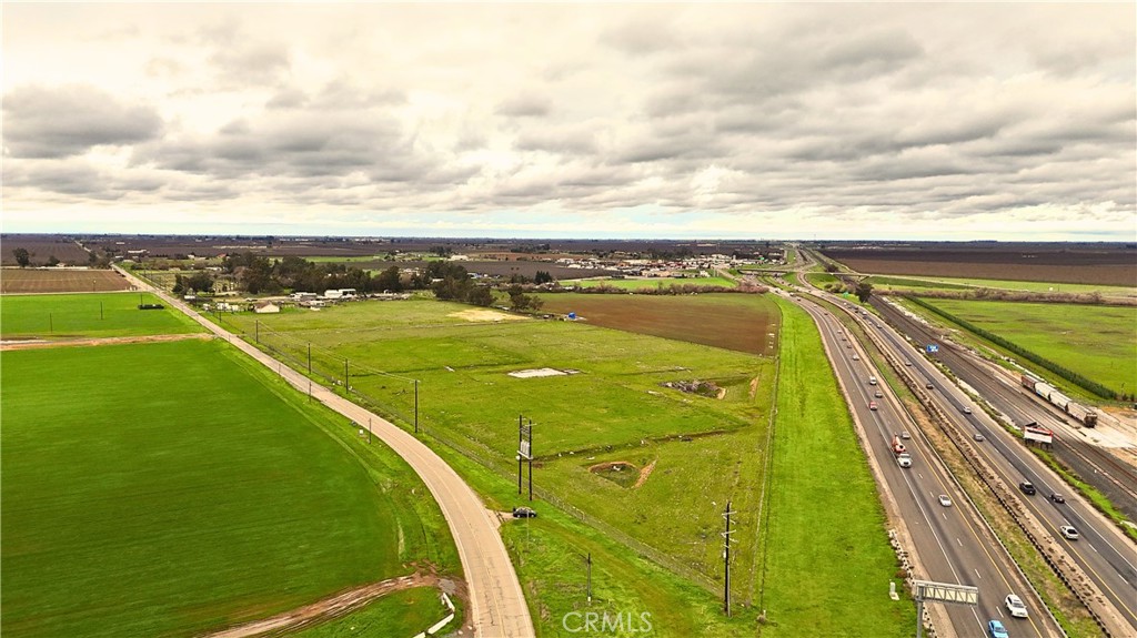 23431 Avenue 18, Madera, CA 93637