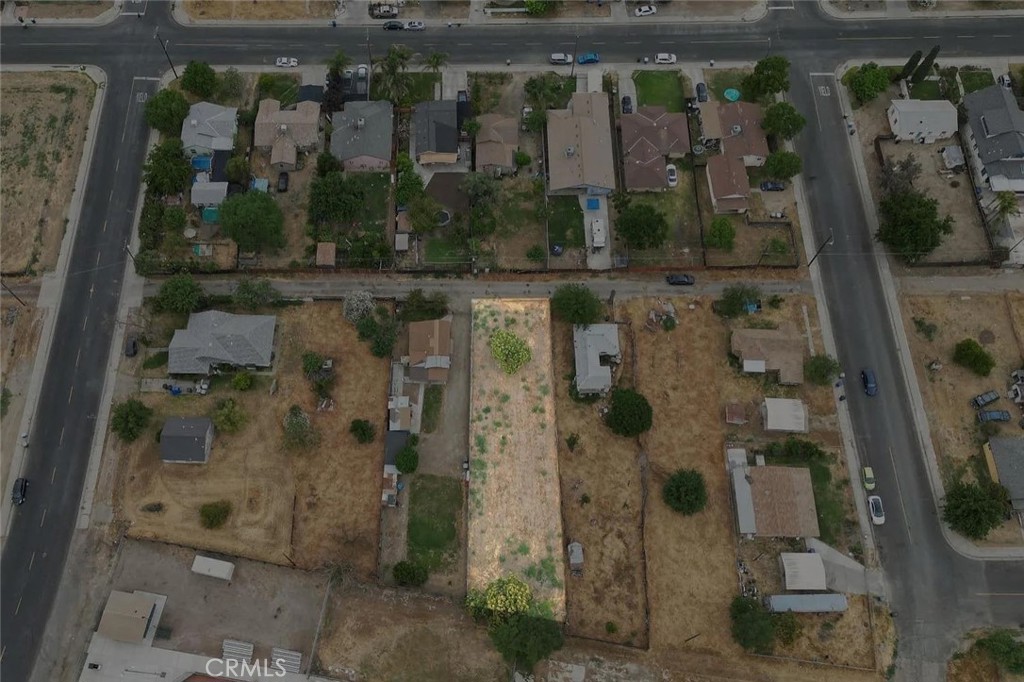 207 Ballpark, Hanford, CA 93230