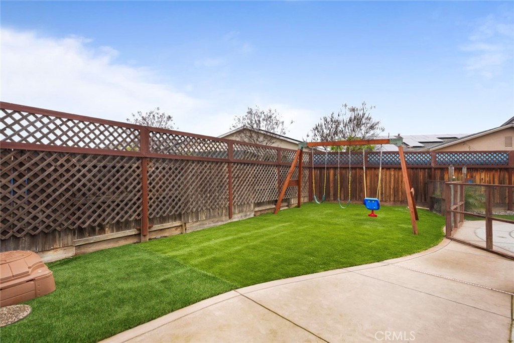 1874 Hartnell Ct, Los Banos, CA 93635