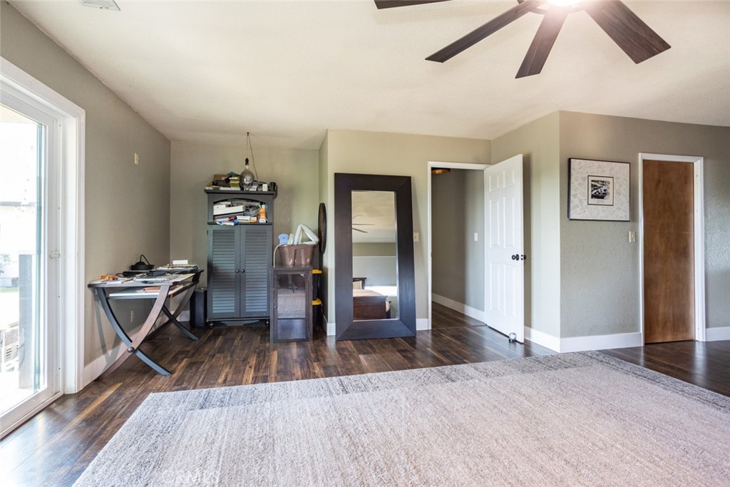 9337 Creekside Ln, Modesto, CA 95357