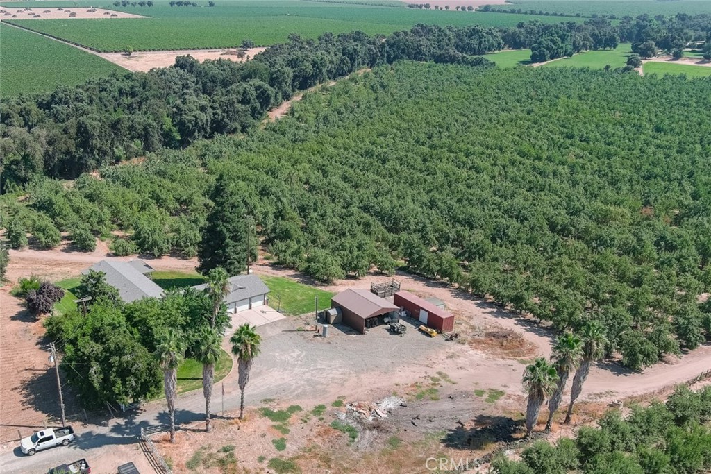 9337 Creekside Ln, Modesto, CA 95357