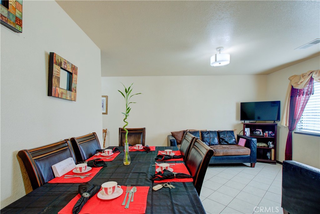 49 W Swallow, Merced, CA 95341