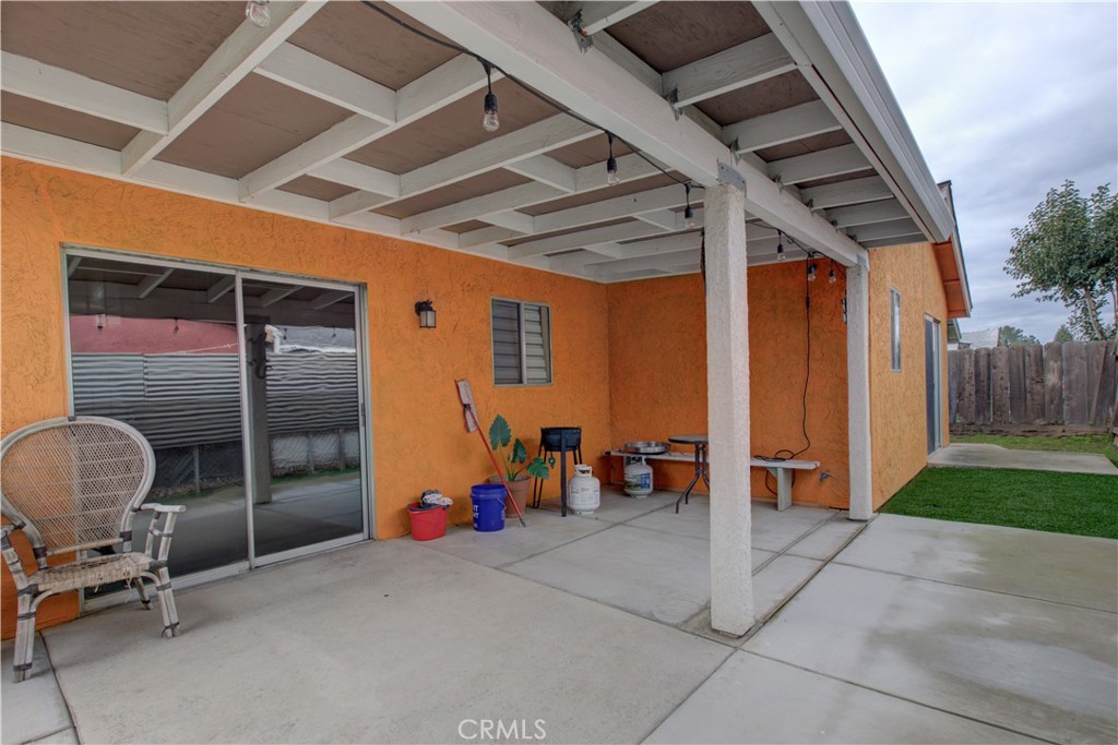 49 W Swallow, Merced, CA 95341