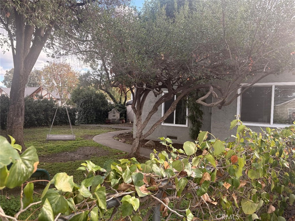 1123 Tully, Modesto, CA 95350