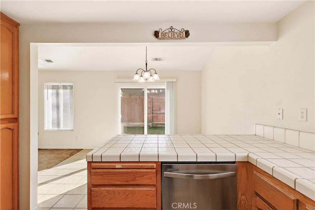 1844 Springfield Ct, Merced, CA 95348