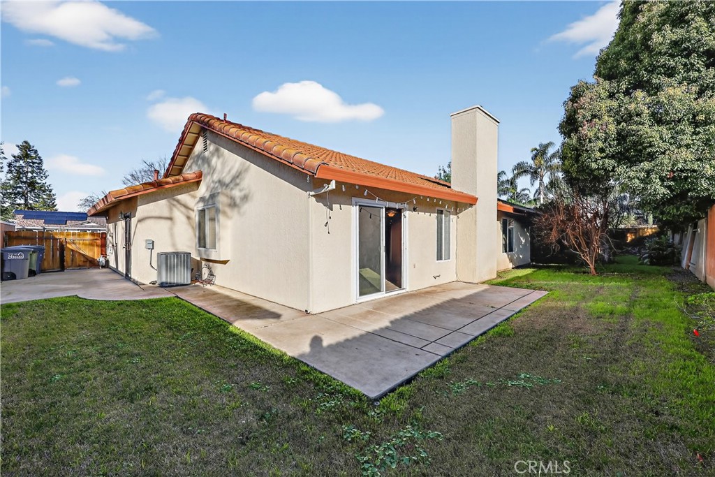 1844 Springfield Ct, Merced, CA 95348