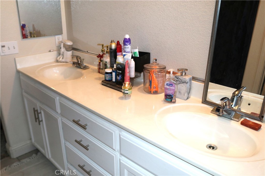 2097 Dogwood Ct, Atwater, CA 95301