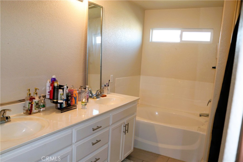 2097 Dogwood Ct, Atwater, CA 95301