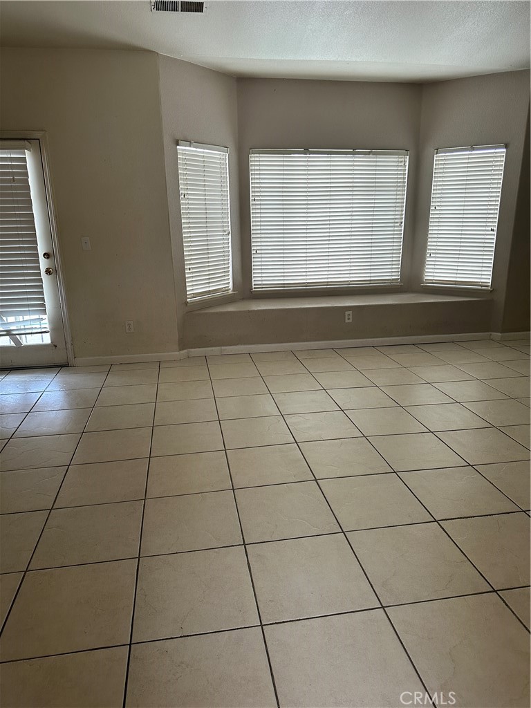 692 Gateway, Merced, CA 95340