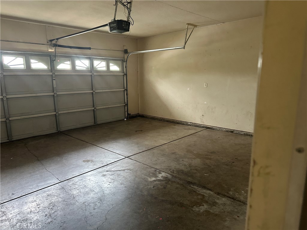 692 Gateway, Merced, CA 95340