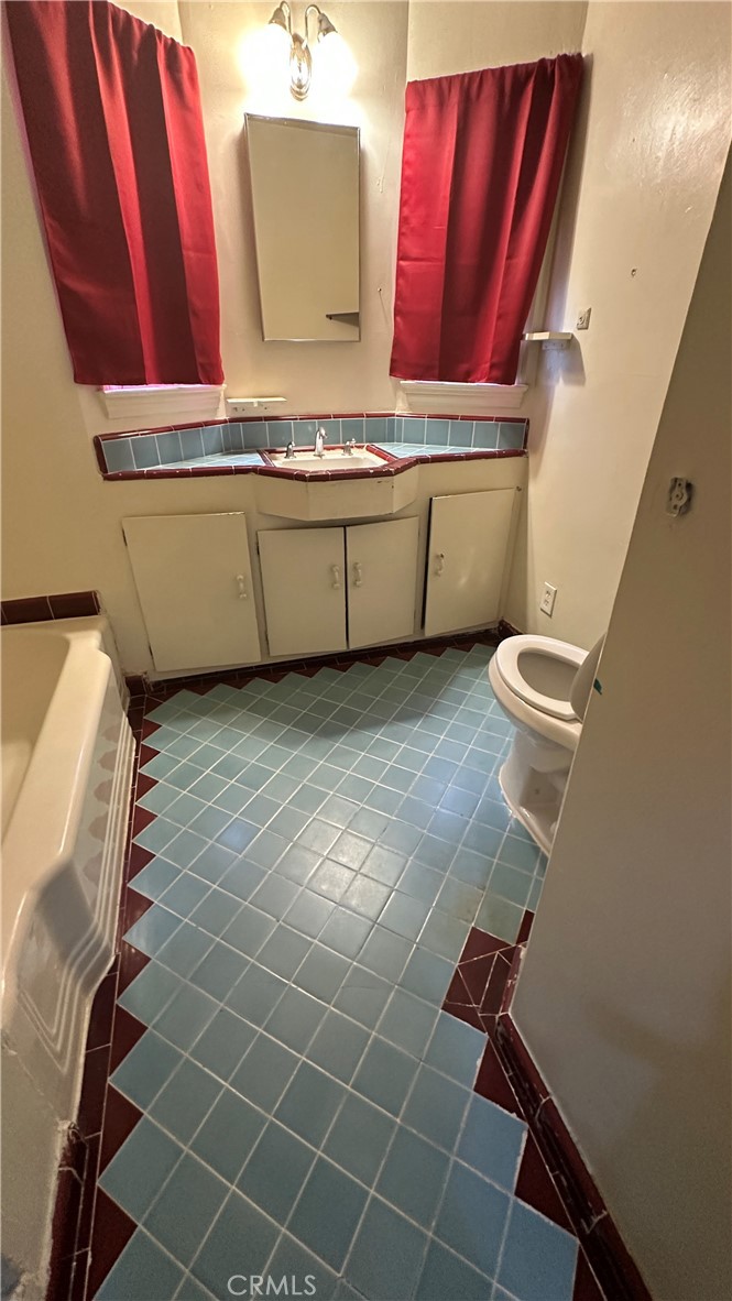 1888 Orchard, Merced, CA 95340