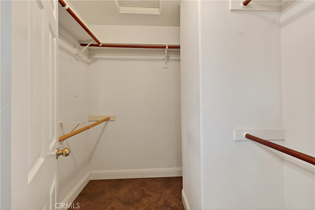 917 Amador, Chowchilla, CA 93610