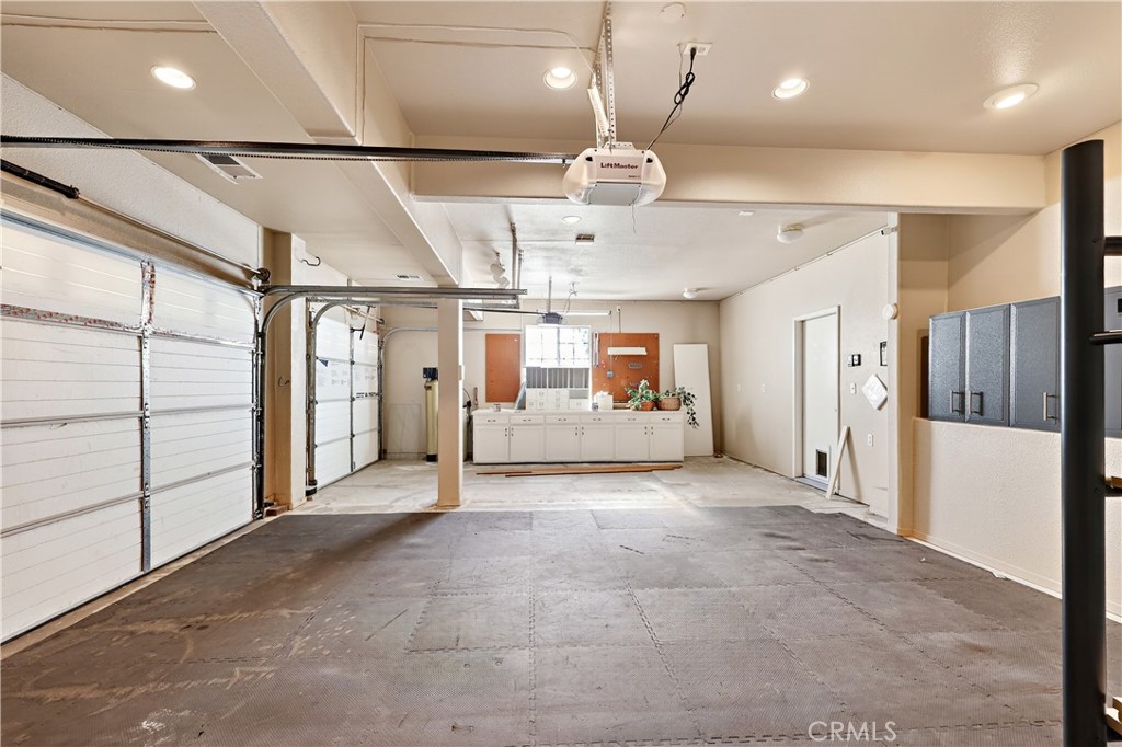 917 Amador, Chowchilla, CA 93610