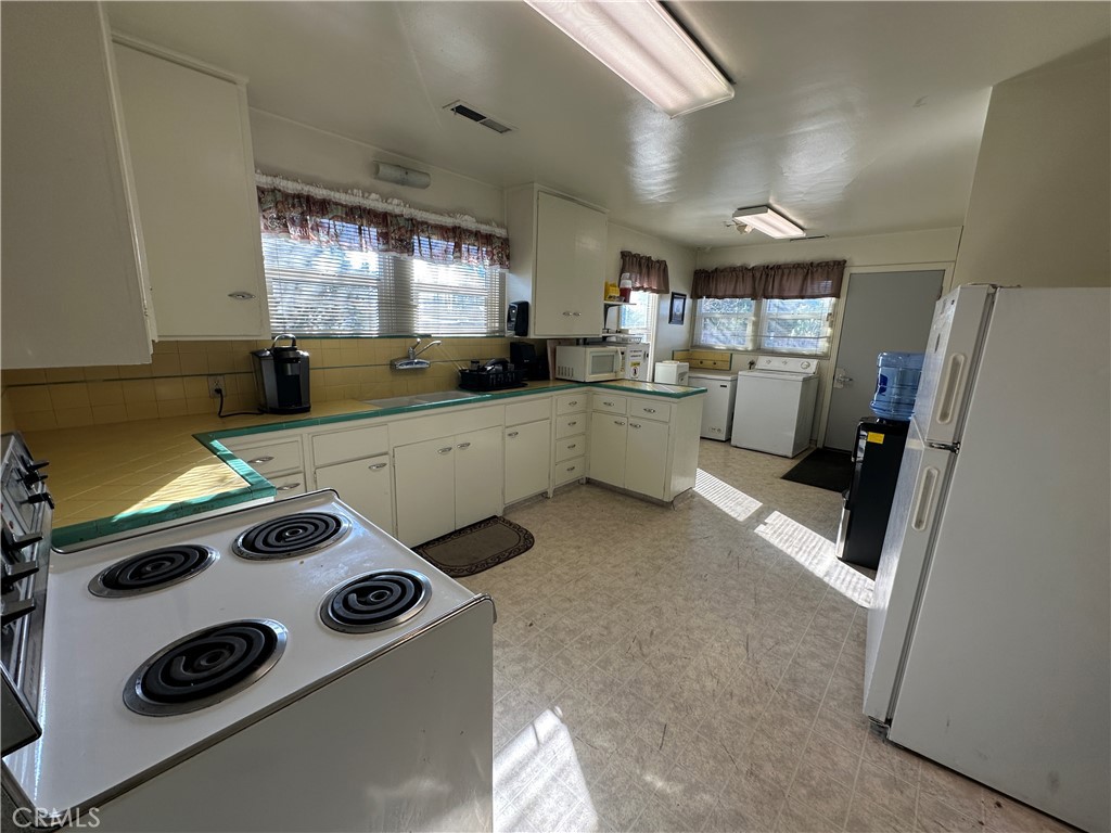 1311 Winton Way, Atwater, CA 95301