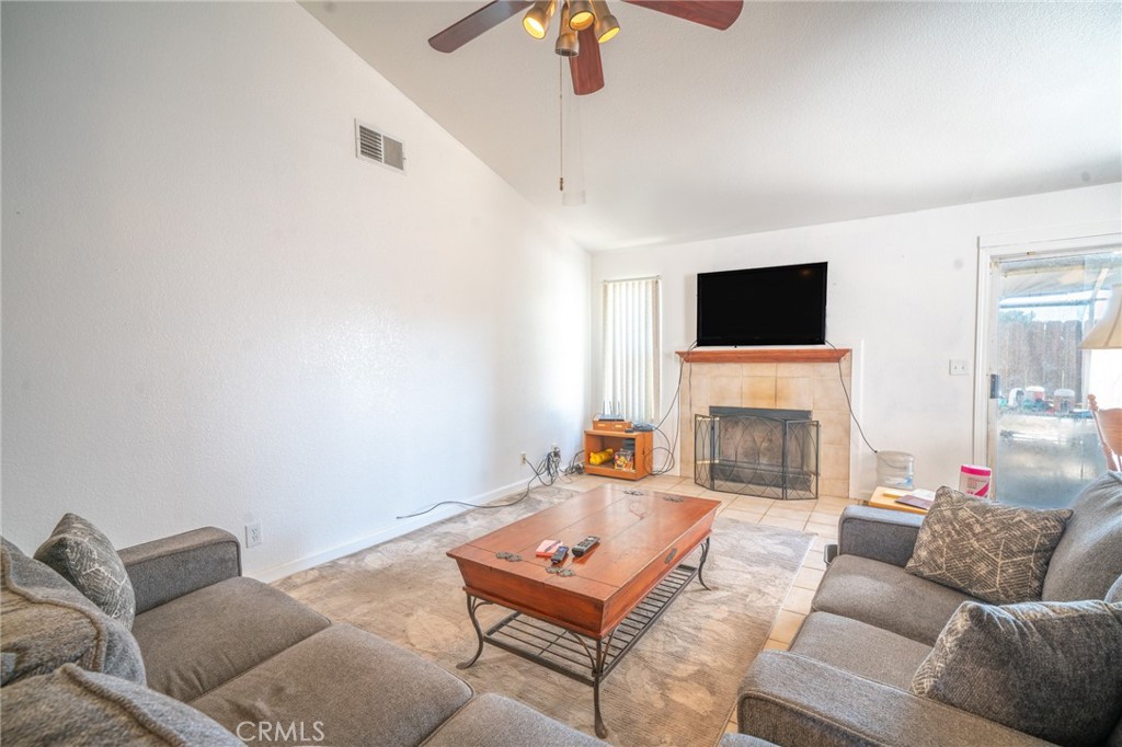 19893 Lucas Ct, Hilmar, CA 95324