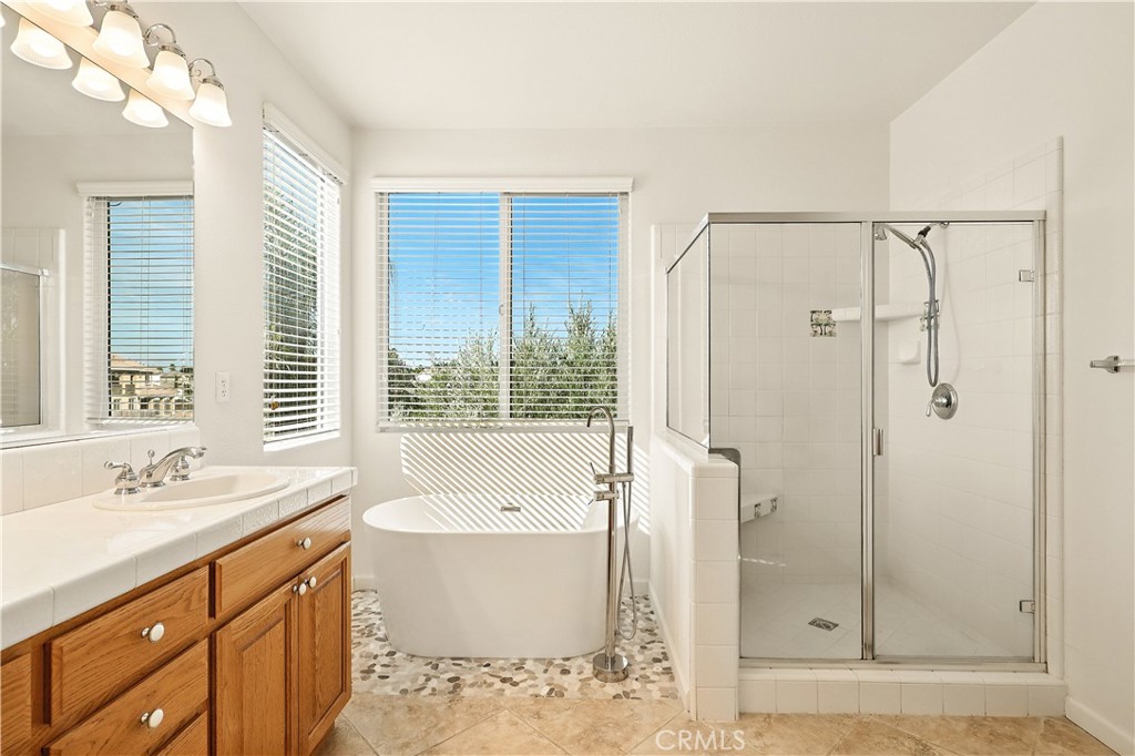 14510 Spyglass Cir, Chowchilla, CA 93610