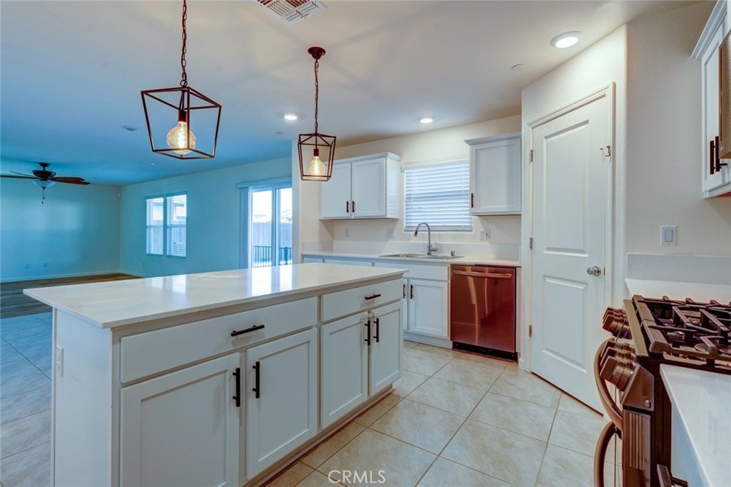 753 Heitz Way, Merced, CA 95348