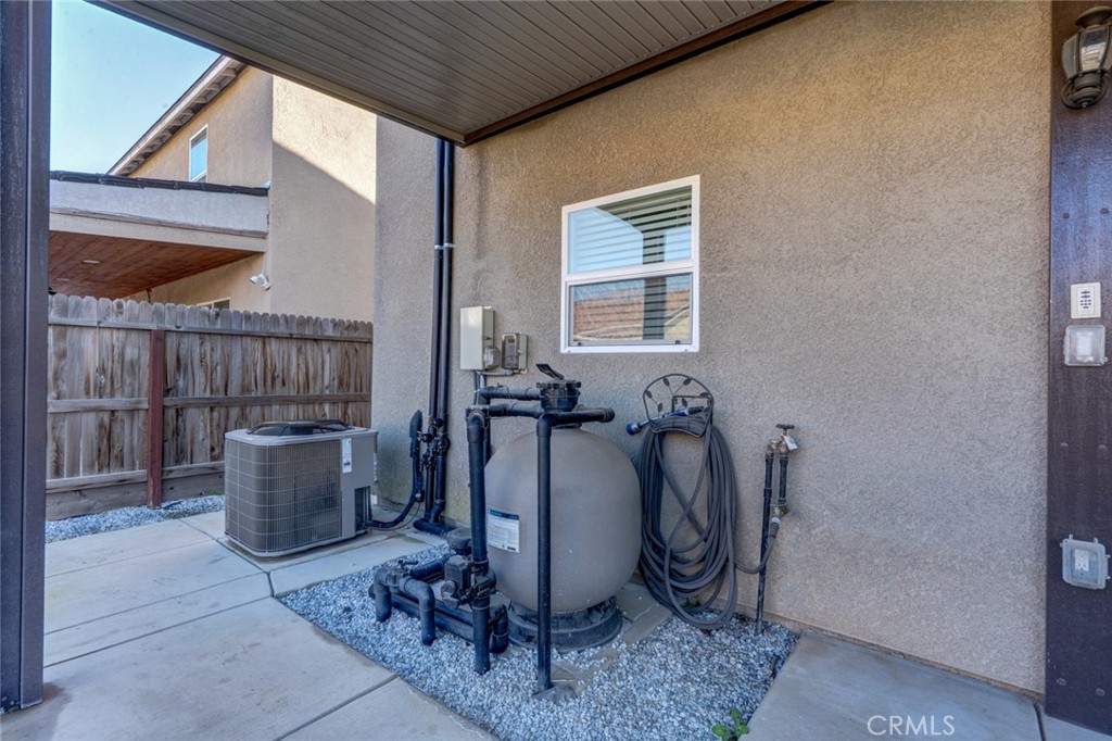 753 Heitz Way, Merced, CA 95348