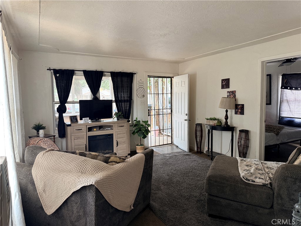2148 Keely, Merced, CA 95340