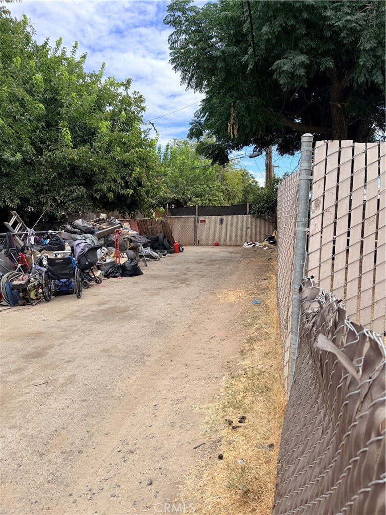 2148 Keely, Merced, CA 95340