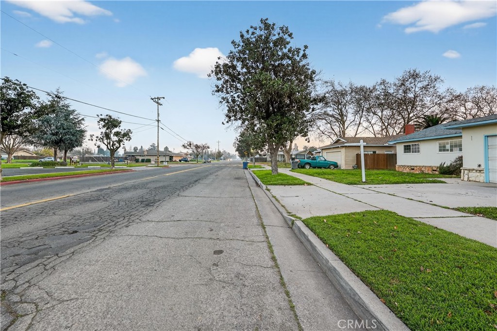 3205 N Parsons, Merced, CA 95340