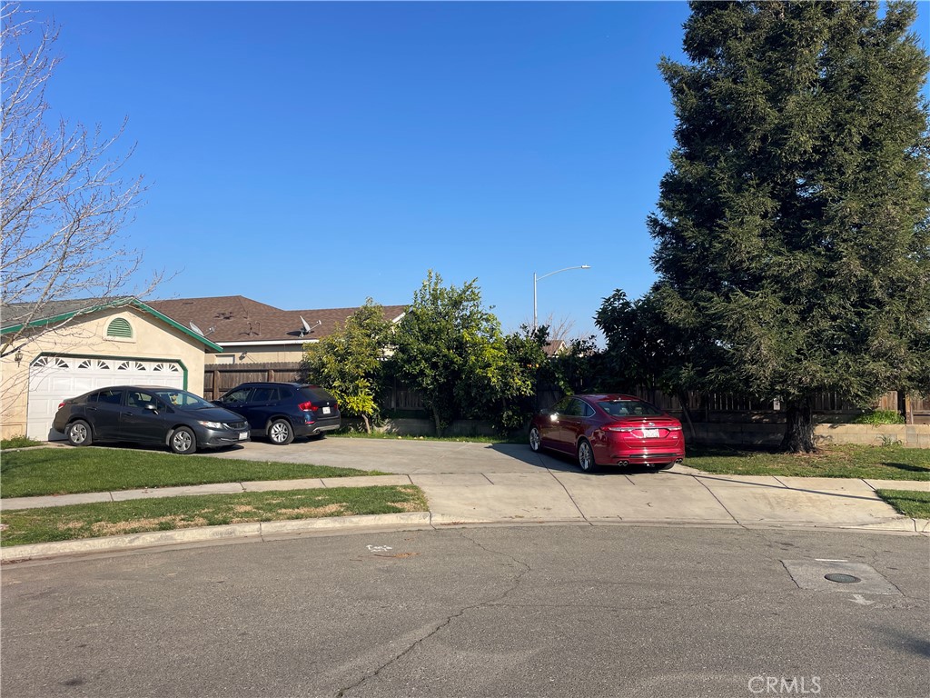 195 Antonio De Padua Ct, Merced, CA 95341