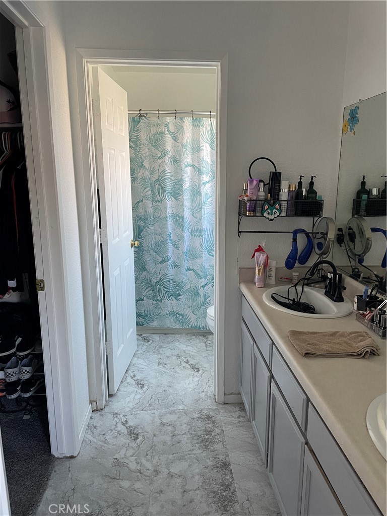 195 Antonio De Padua Ct, Merced, CA 95341