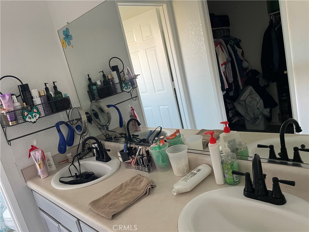 195 Antonio De Padua Ct, Merced, CA 95341