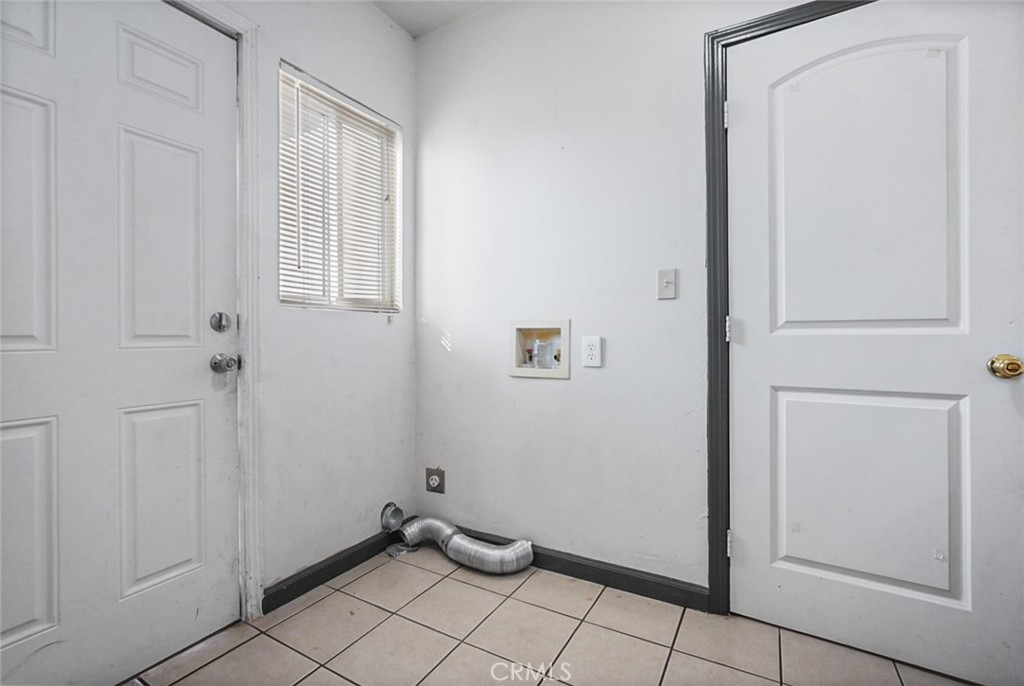 1899 Union, Merced, CA 95340