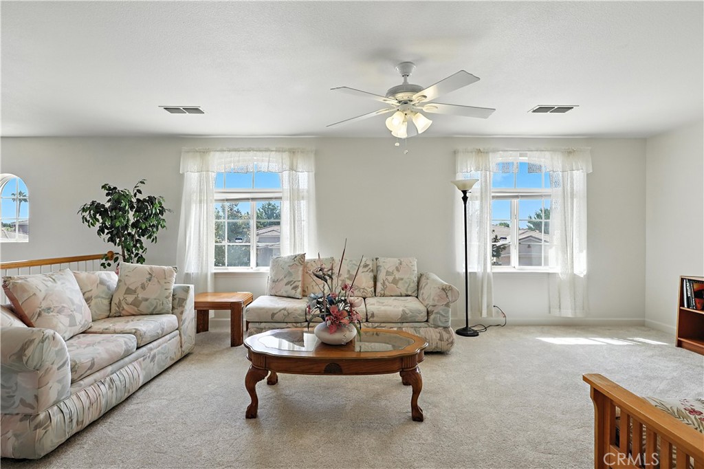 9790 Heatherhearst Dr, Chowchilla, CA 93610