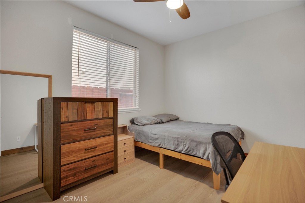 9185 N Rochester, Delhi, CA 95315