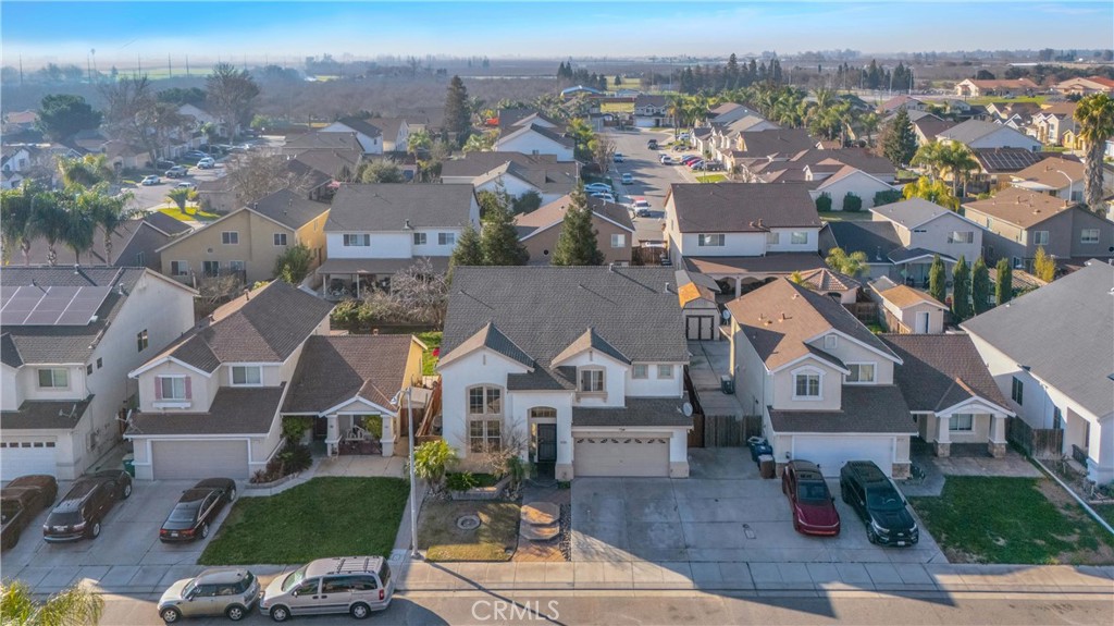 9185 N Rochester, Delhi, CA 95315