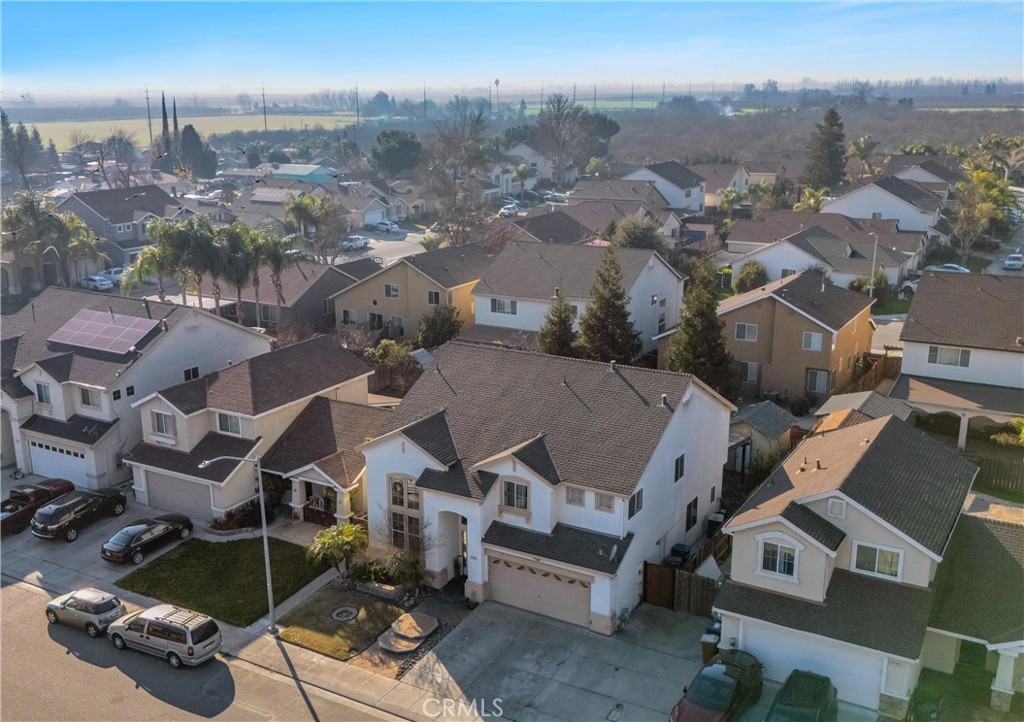 9185 N Rochester, Delhi, CA 95315