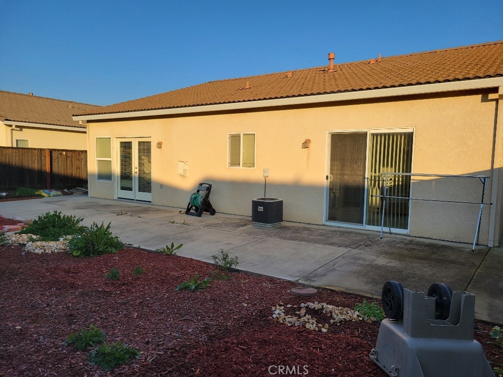 2983 La Vina, Los Banos, CA 93635