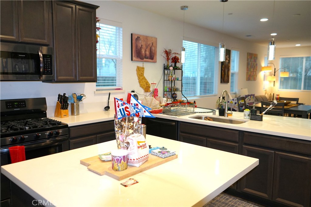 3507 Creekview Ct, Merced, CA 95340