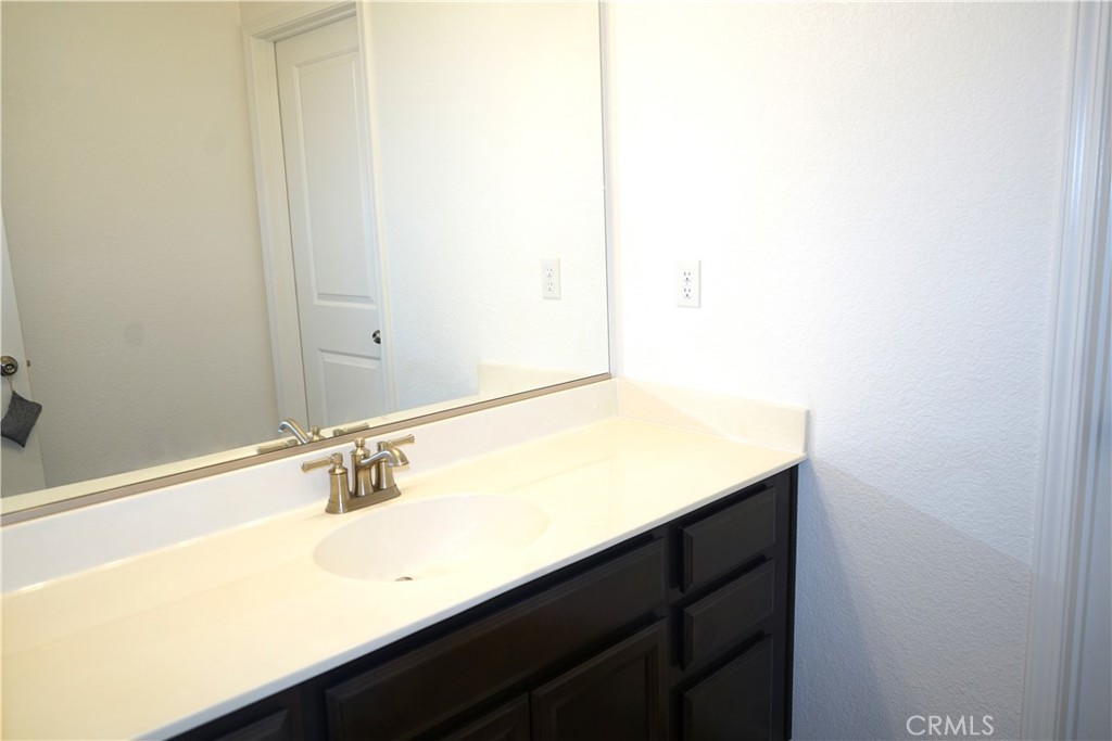 3507 Creekview Ct, Merced, CA 95340