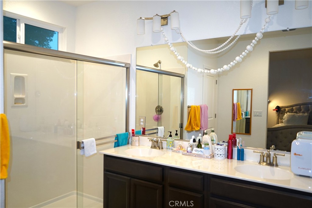 3507 Creekview Ct, Merced, CA 95340