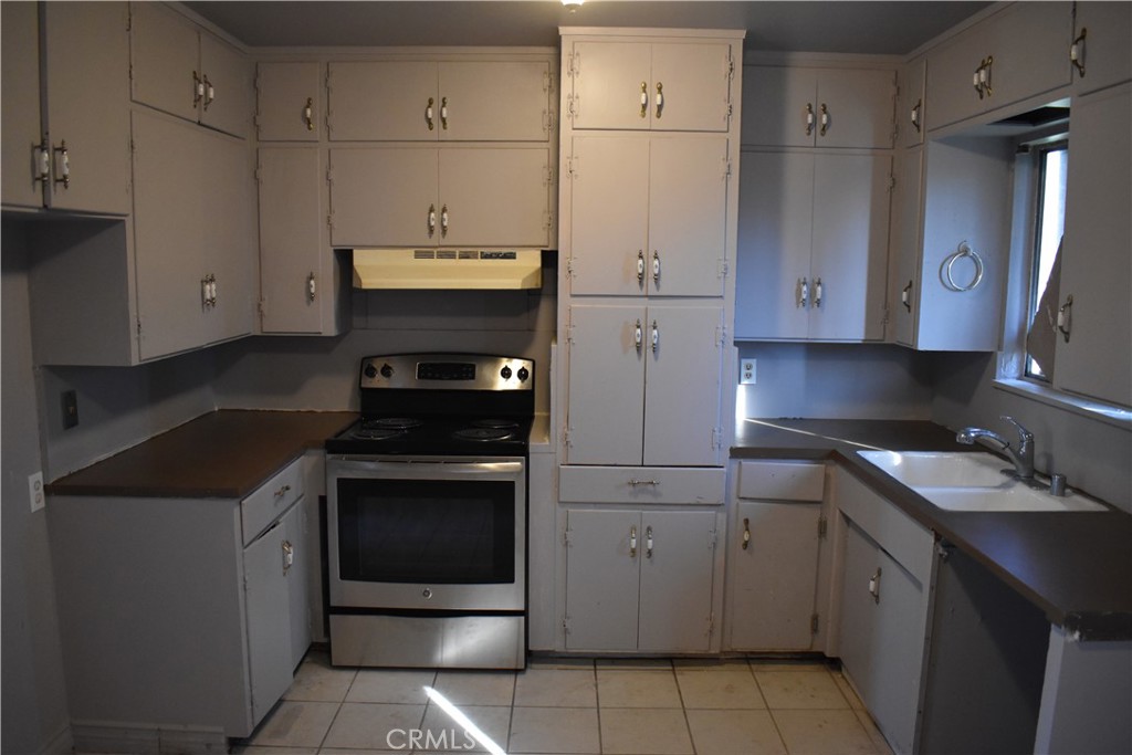 842 E Alexander, Merced, CA 95340