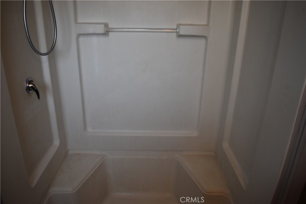 842 E Alexander, Merced, CA 95340