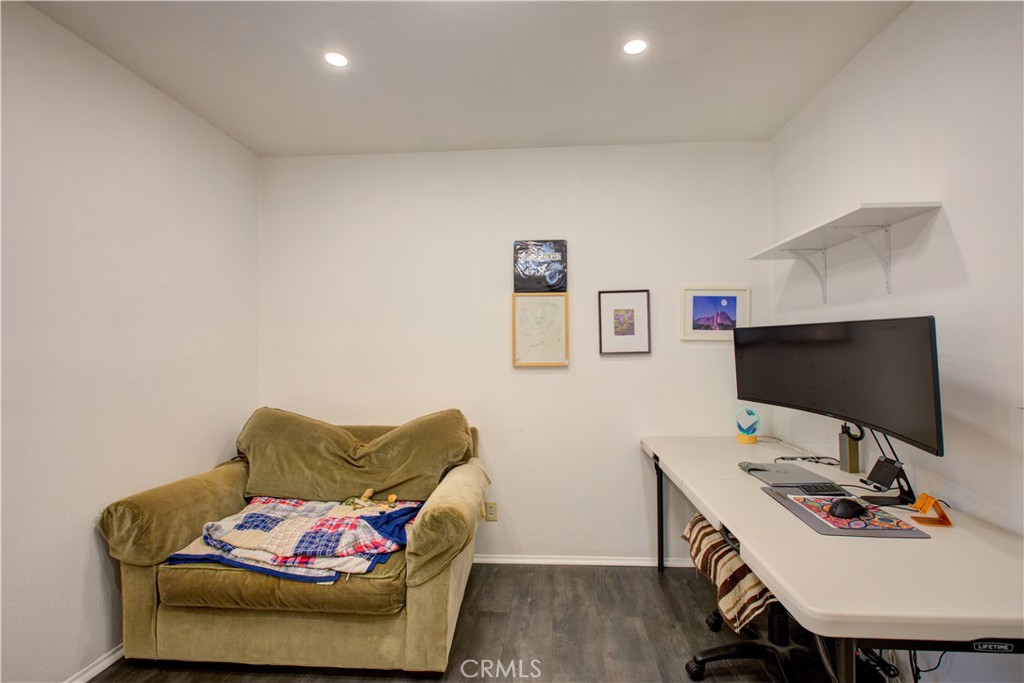 1251 W 9th, Merced, CA 95341