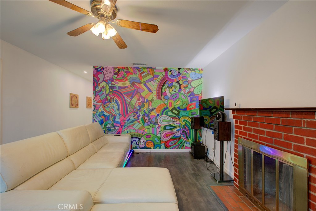 1251 W 9th, Merced, CA 95341