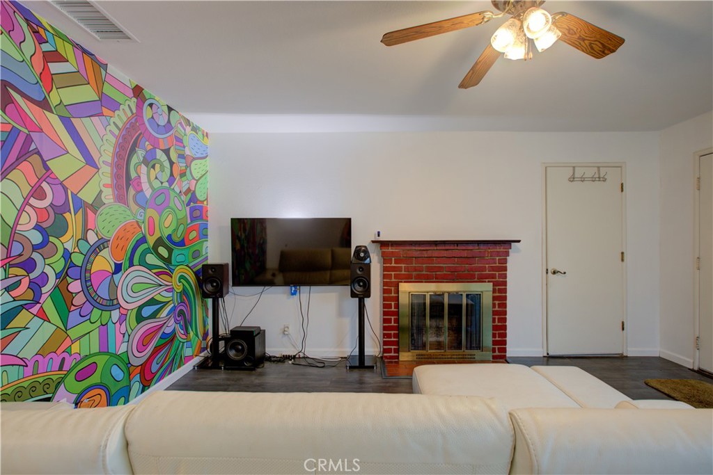 1251 W 9th, Merced, CA 95341